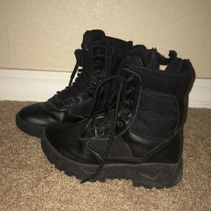 Tactical boots
